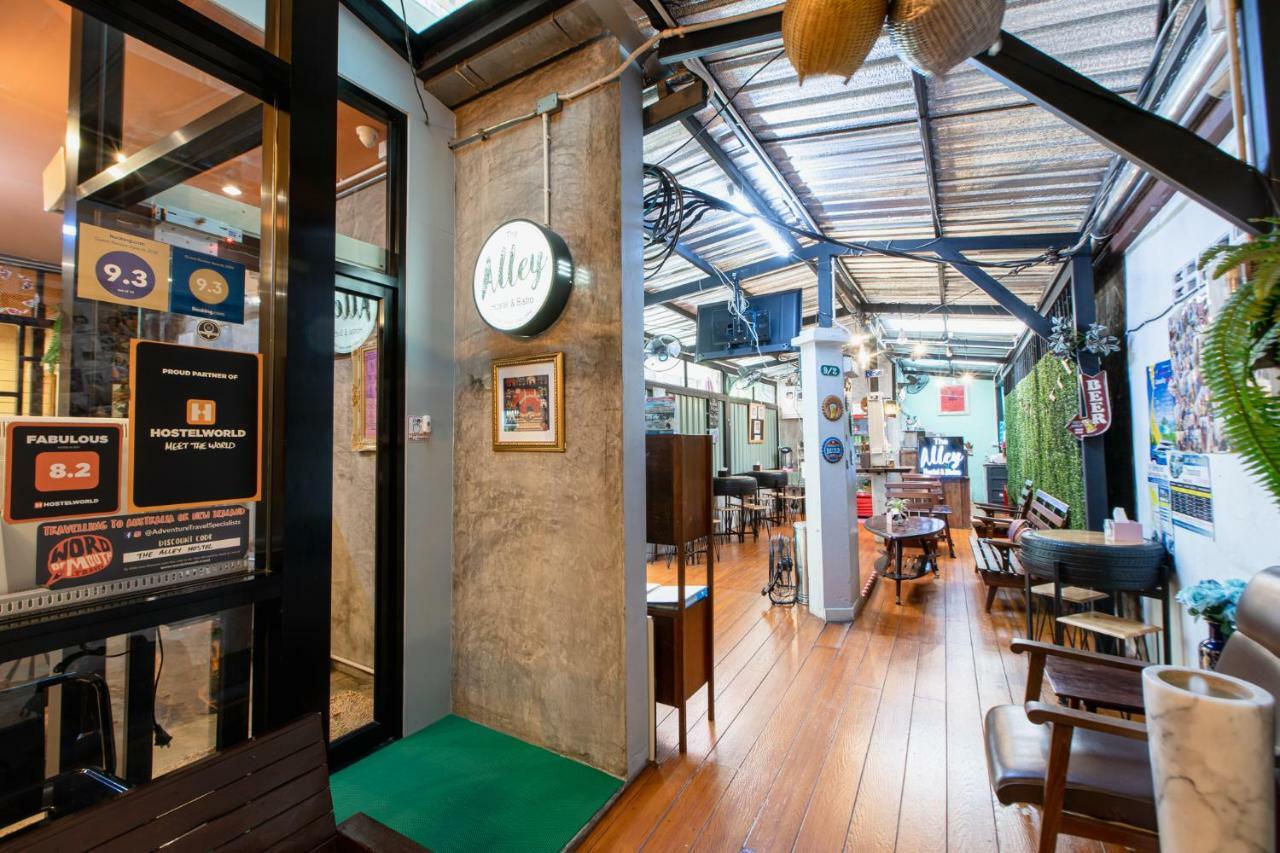 The Alley Hostel&Bistro Bangkok Extérieur photo